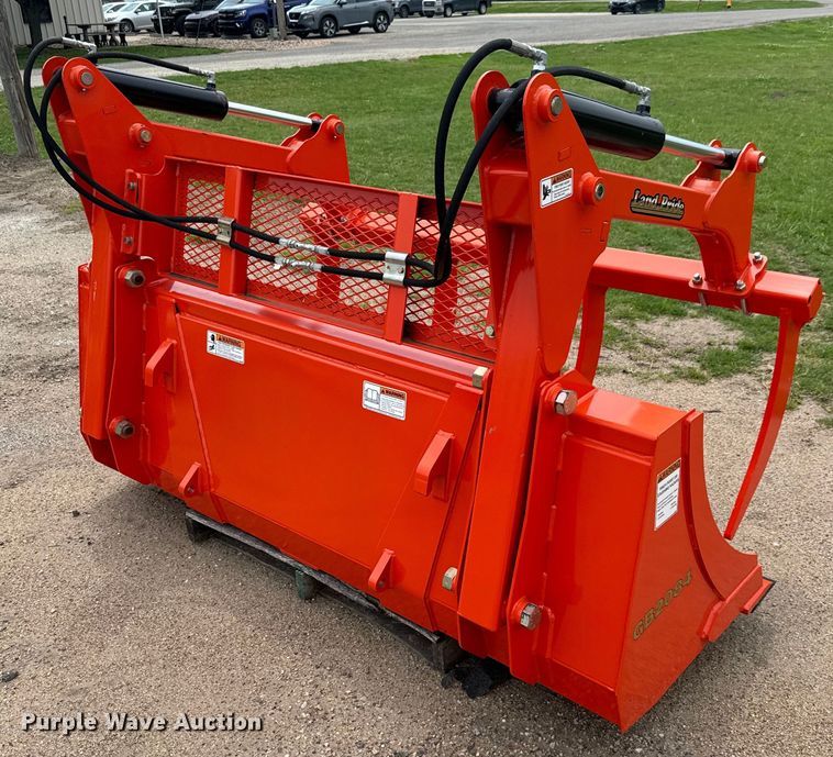 image for item NL9965 Land Pride  GB2084 grapple bucket