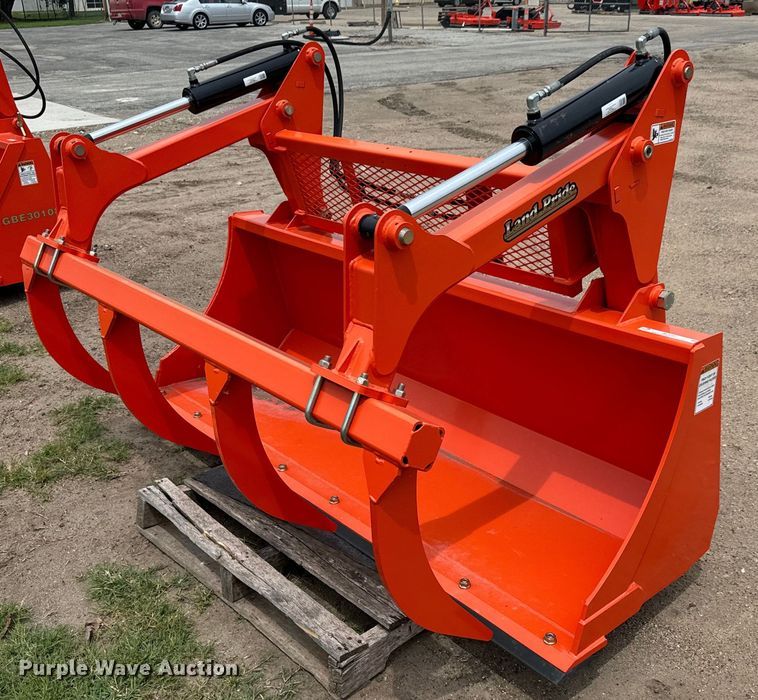 image for item NL9967 Land Pride  GB2084 grapple bucket