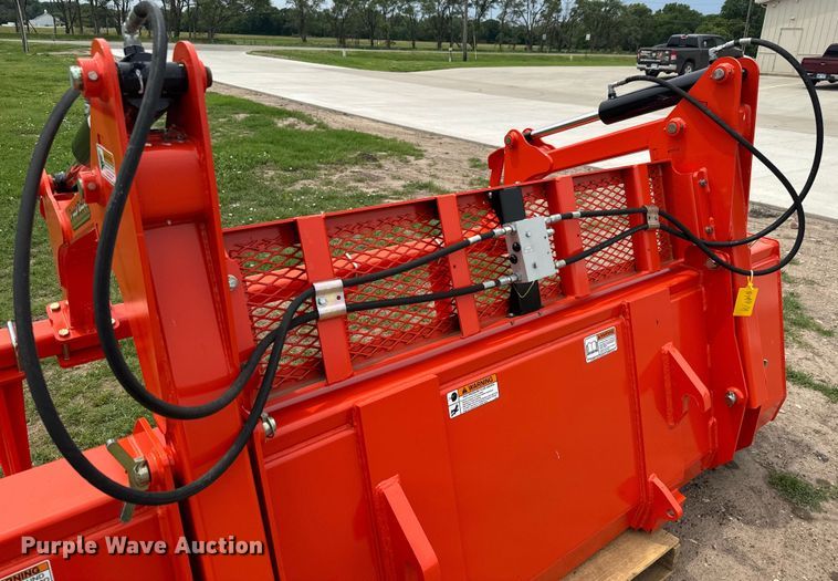 image for item NL9968 Land Pride GBE30108 grapple bucket