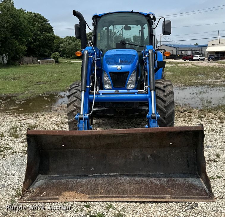 image for item NQ9567 2019 New Holland Powerstar 100 MFWD tractor