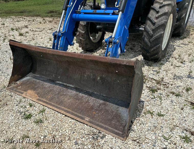 image for item NQ9567 2019 New Holland Powerstar 100 MFWD tractor