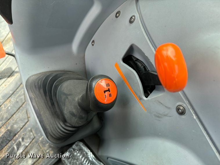 image for item NQ9567 2019 New Holland Powerstar 100 MFWD tractor