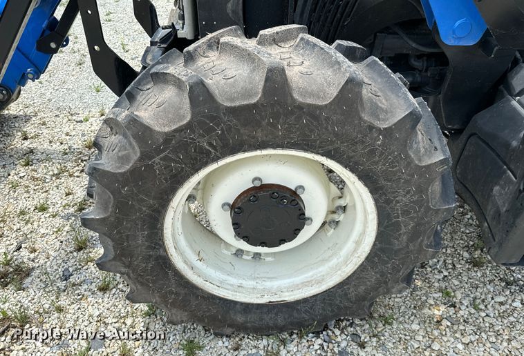 image for item NQ9567 2019 New Holland Powerstar 100 MFWD tractor