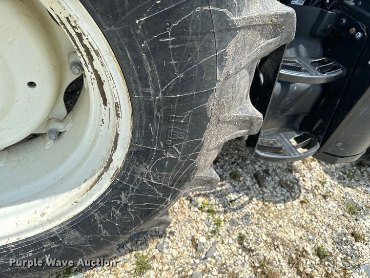 image for item NQ9567 2019 New Holland Powerstar 100 MFWD tractor