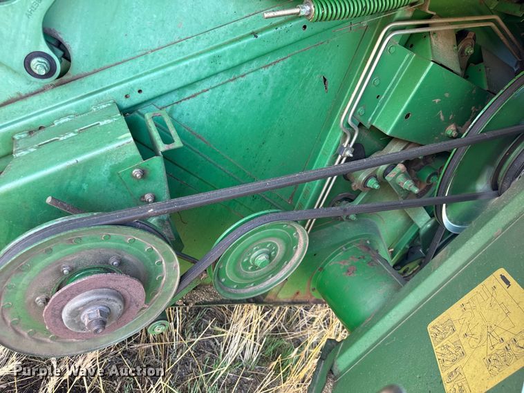 image for item NQ9571 1995 John Deere 9600 combine