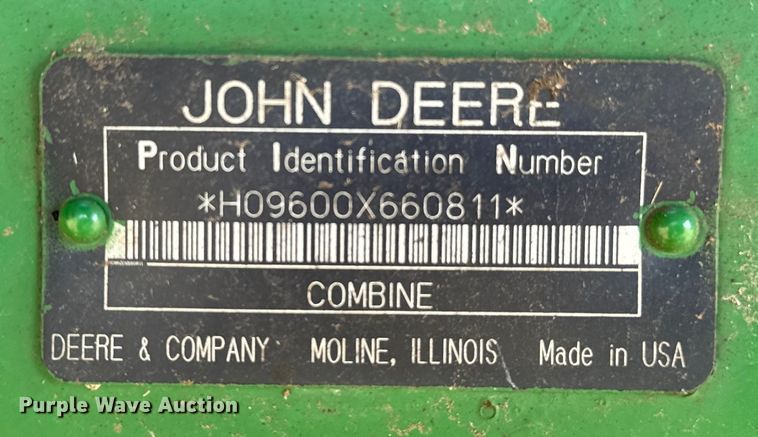 image for item NQ9571 1995 John Deere 9600 combine