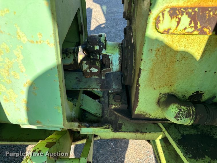 image for item NQ9573 Steiger Cougar III ST270 4WD tractor