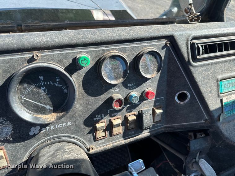 image for item NQ9573 Steiger Cougar III ST270 4WD tractor