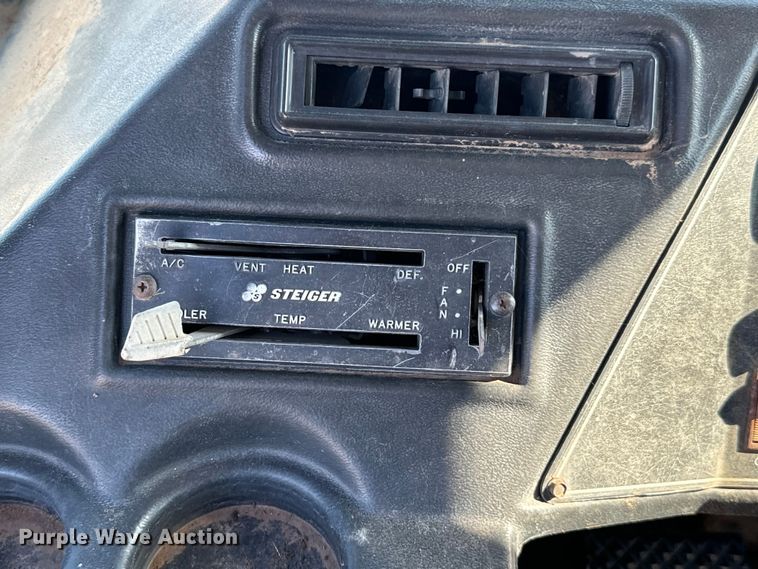 image for item NQ9573 Steiger Cougar III ST270 4WD tractor