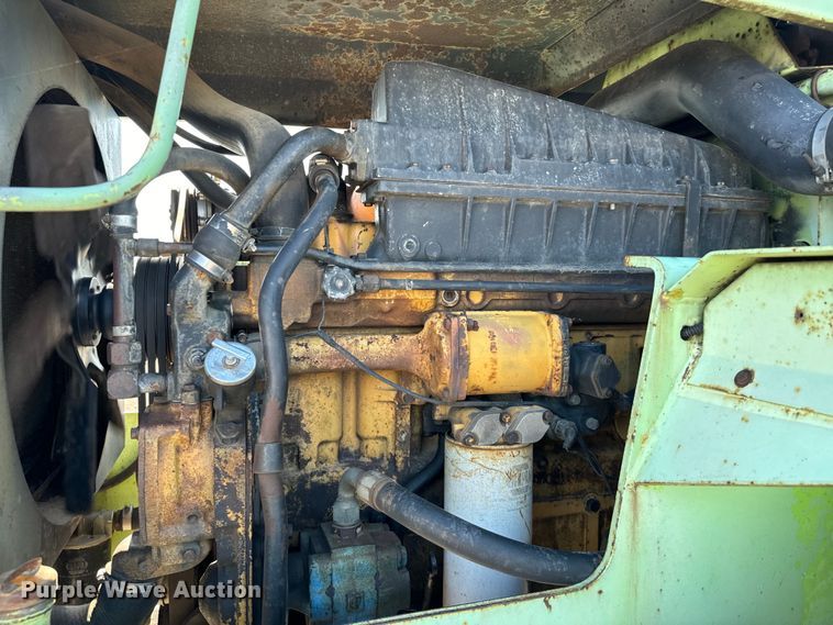 image for item NQ9573 Steiger Cougar III ST270 4WD tractor