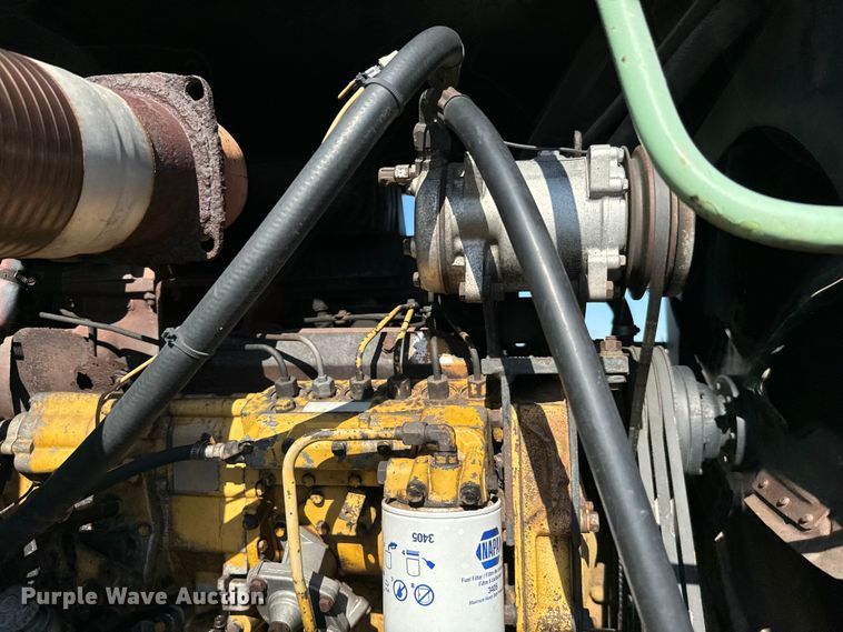 image for item NQ9573 Steiger Cougar III ST270 4WD tractor