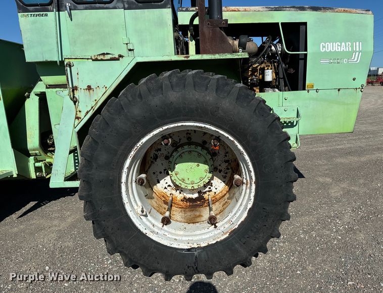 image for item NQ9573 Steiger Cougar III ST270 4WD tractor