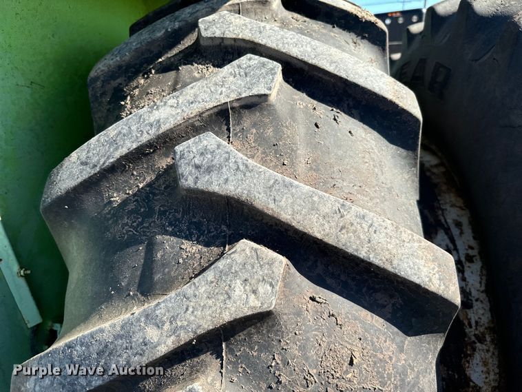 image for item NQ9573 Steiger Cougar III ST270 4WD tractor