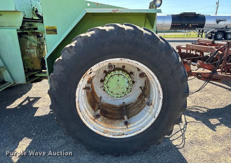 image for item NQ9573 Steiger Cougar III ST270 4WD tractor