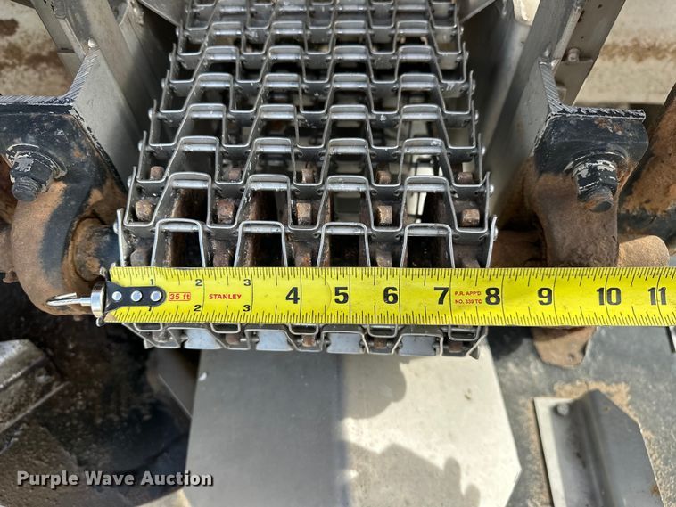 image for item NR9984 Adams  spreader