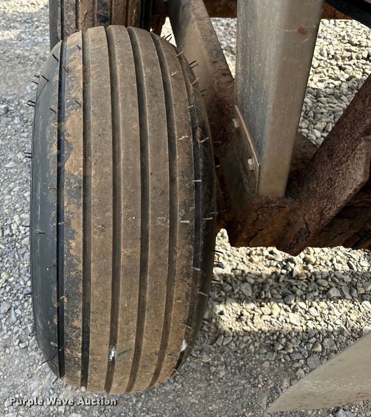 image for item NR9984 Adams  spreader