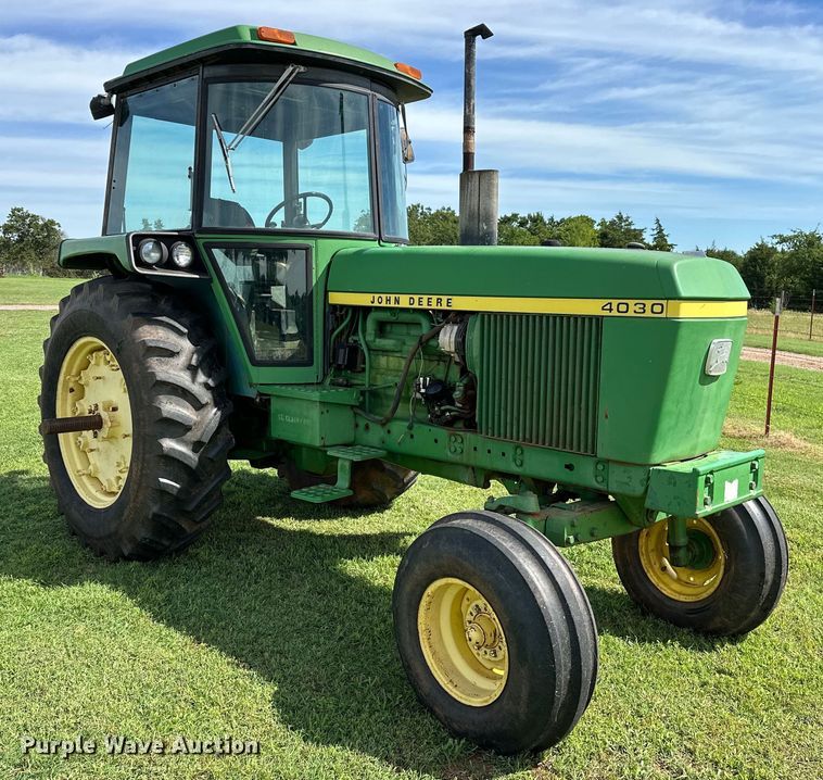 image for item NR9987 1974 John Deere 4030H tractor