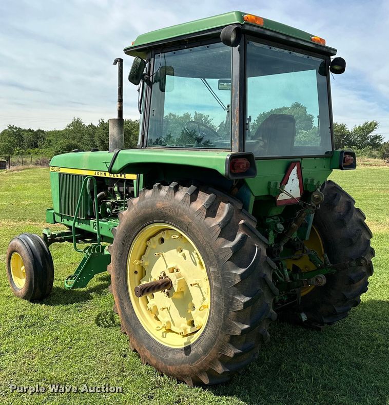 image for item NR9987 1974 John Deere 4030H tractor