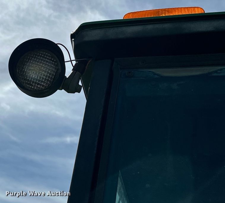 image for item NR9987 1974 John Deere 4030H tractor