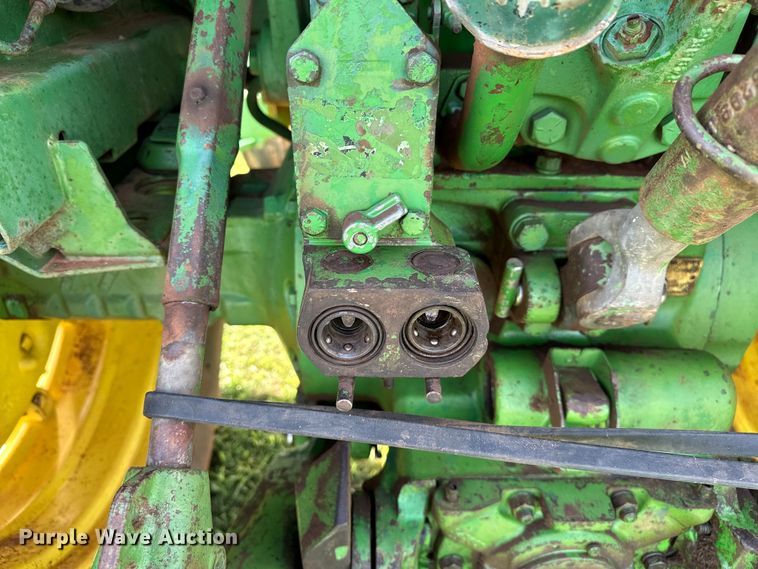 image for item NR9987 1974 John Deere 4030H tractor