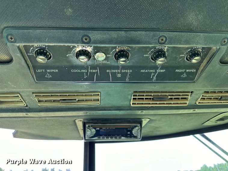 image for item NR9987 1974 John Deere 4030H tractor