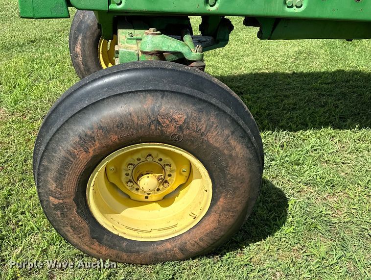 image for item NR9987 1974 John Deere 4030H tractor