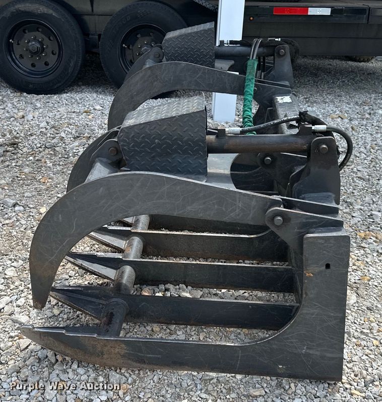 image for item NT9375 CID skid steer rock grapple bucket