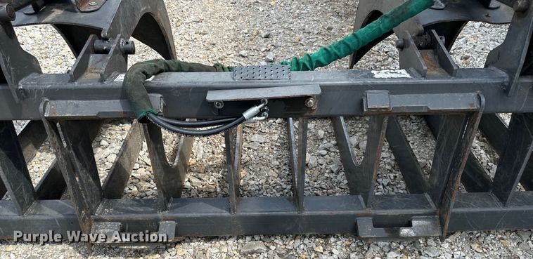 image for item NT9375 CID skid steer rock grapple bucket