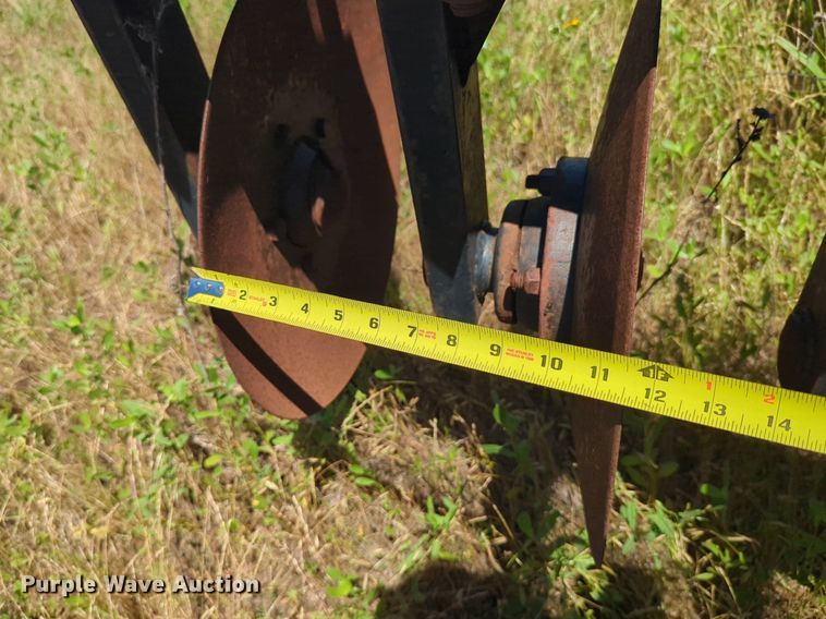 image for item NW9504 Brillon Soil Commander disk ripper