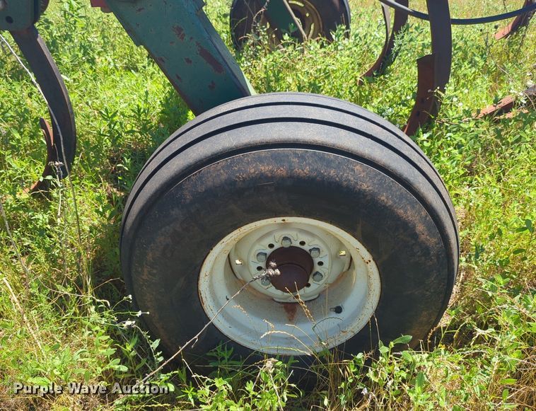 image for item NW9504 Brillon Soil Commander disk ripper