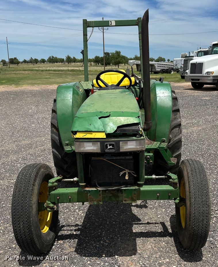 image for item OI9220 1996 John Deere 1070 tractor