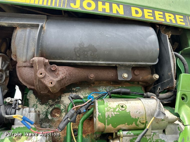 image for item OI9220 1996 John Deere 1070 tractor