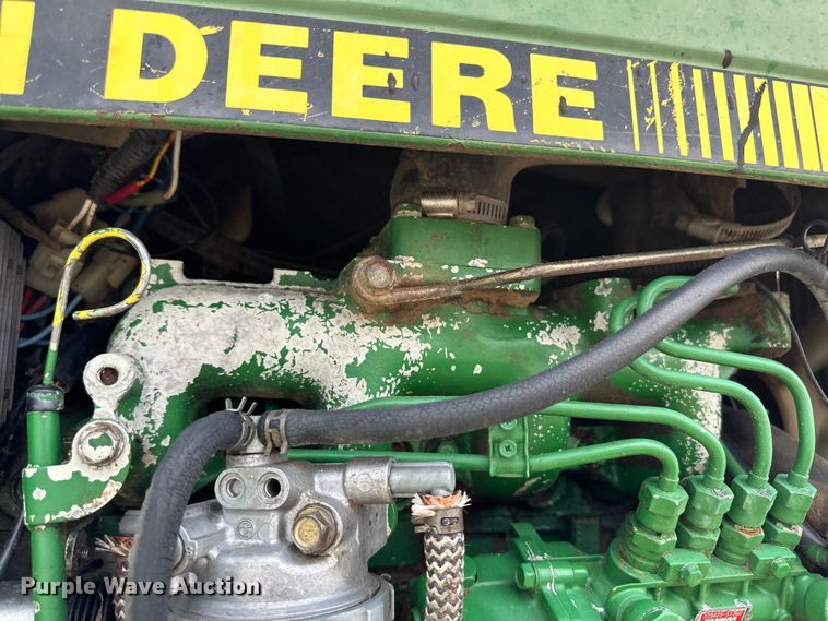 image for item OI9220 1996 John Deere 1070 tractor