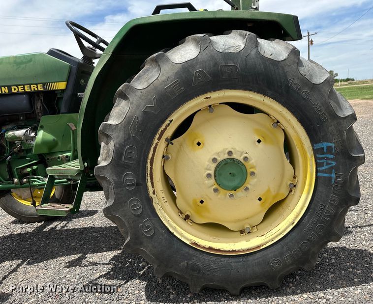 image for item OI9220 1996 John Deere 1070 tractor