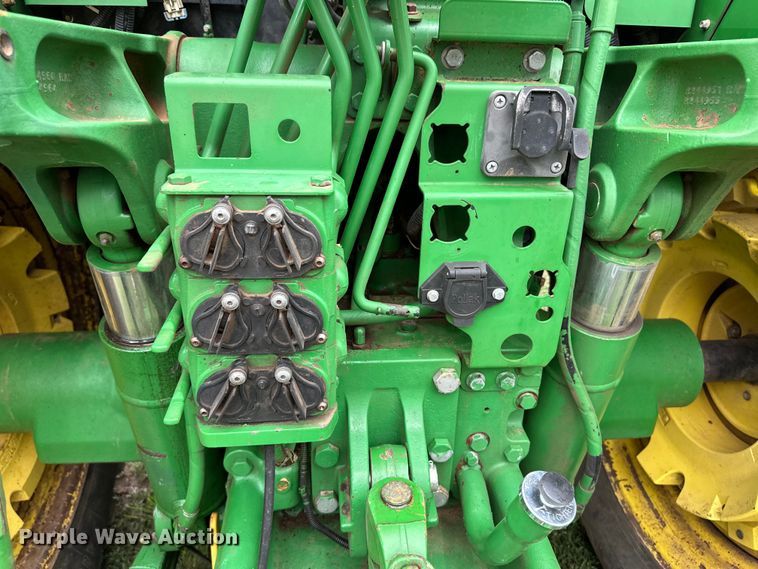 image for item OL9594 2010 John Deere 7630 MFWD tractor