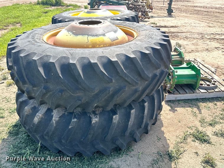 image for item OL9614 John Deere 9770 STS combine parts