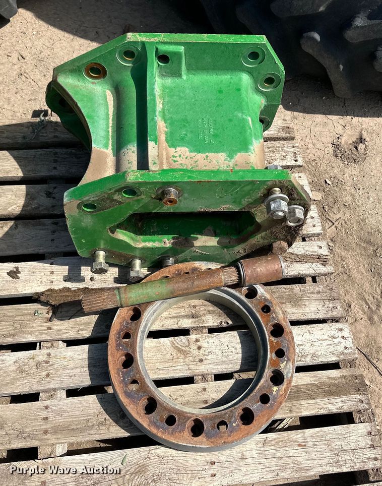 image for item OL9614 John Deere 9770 STS combine parts