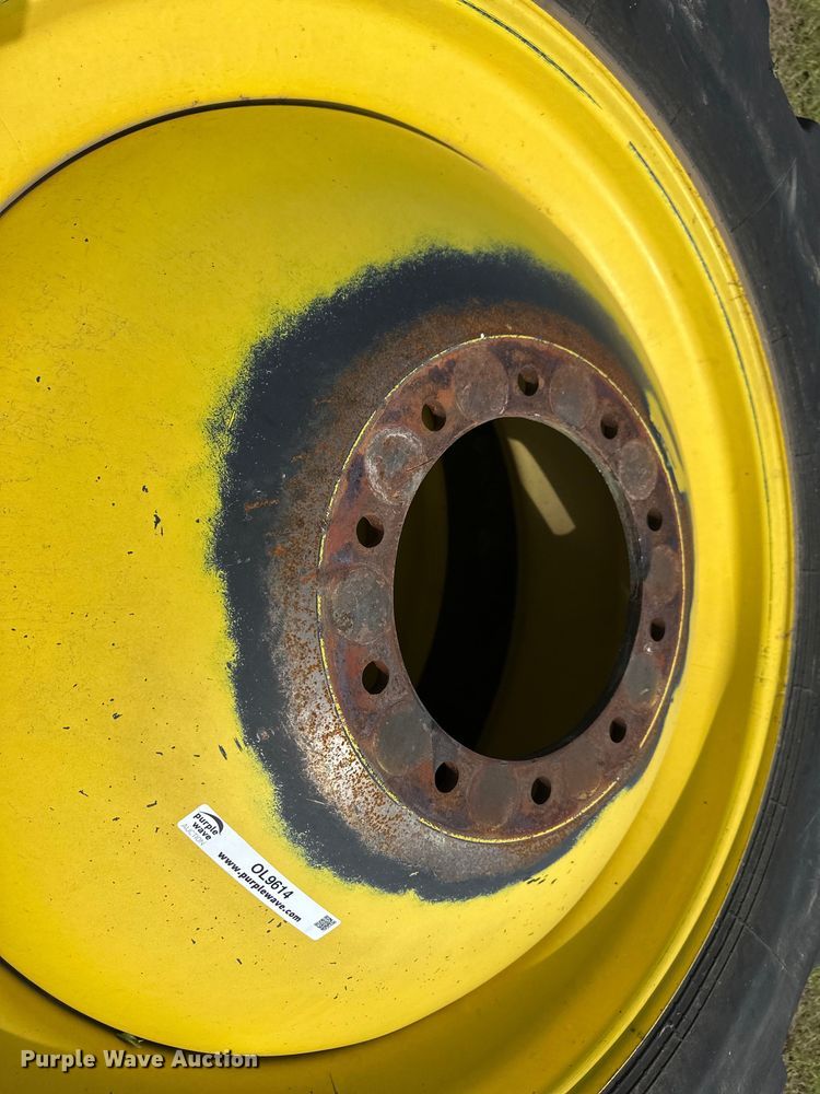 image for item OL9614 John Deere 9770 STS combine parts