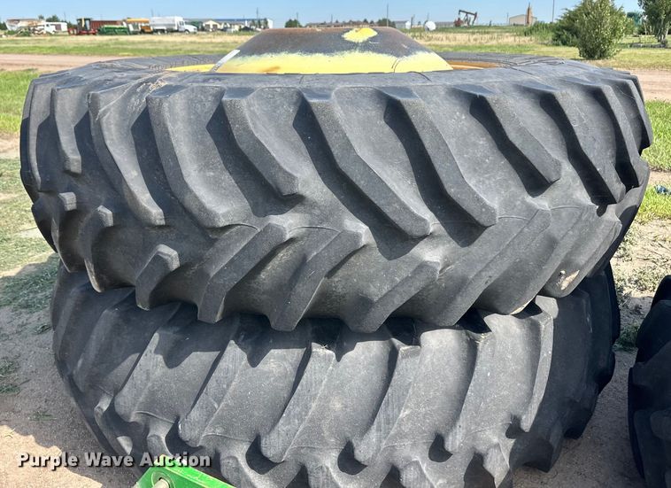 image for item OL9614 John Deere 9770 STS combine parts