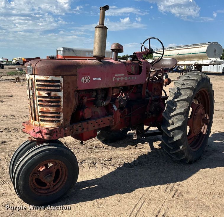 image for item OL9620 International Harvester McCormick Farmall 400 tractor
