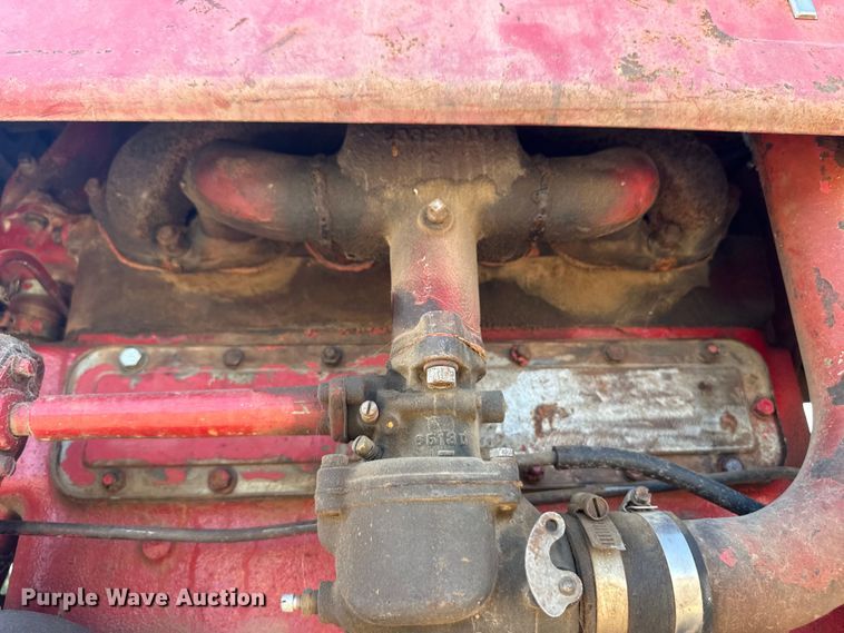 image for item OL9620 International Harvester McCormick Farmall 400 tractor