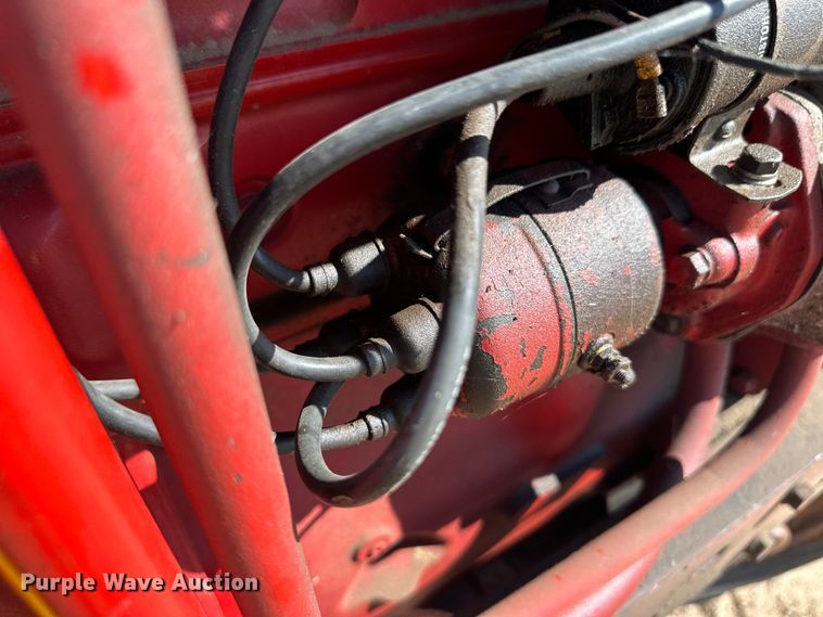 image for item OL9620 International Harvester McCormick Farmall 400 tractor