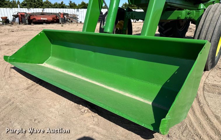 image for item OL9622 1974 John Deere 4430 tractor