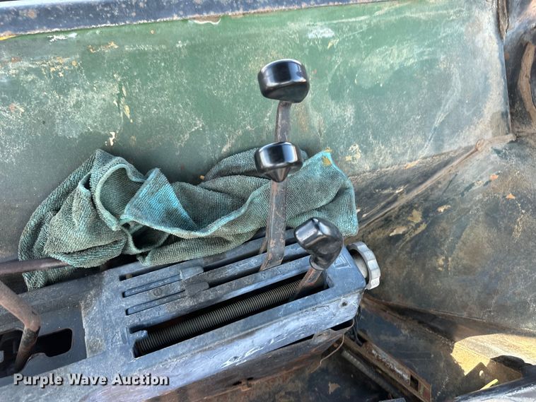 image for item OL9622 1974 John Deere 4430 tractor