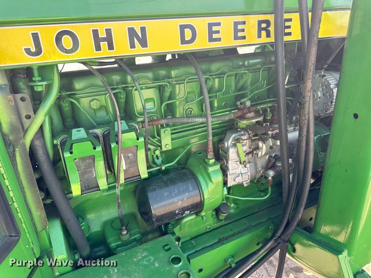 image for item OL9622 1974 John Deere 4430 tractor