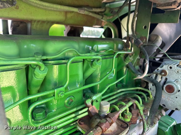 image for item OL9622 1974 John Deere 4430 tractor