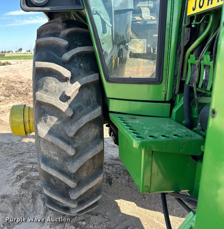 image for item OL9622 1974 John Deere 4430 tractor