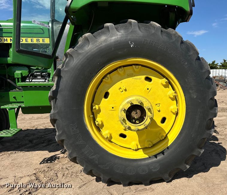 image for item OL9622 1974 John Deere 4430 tractor