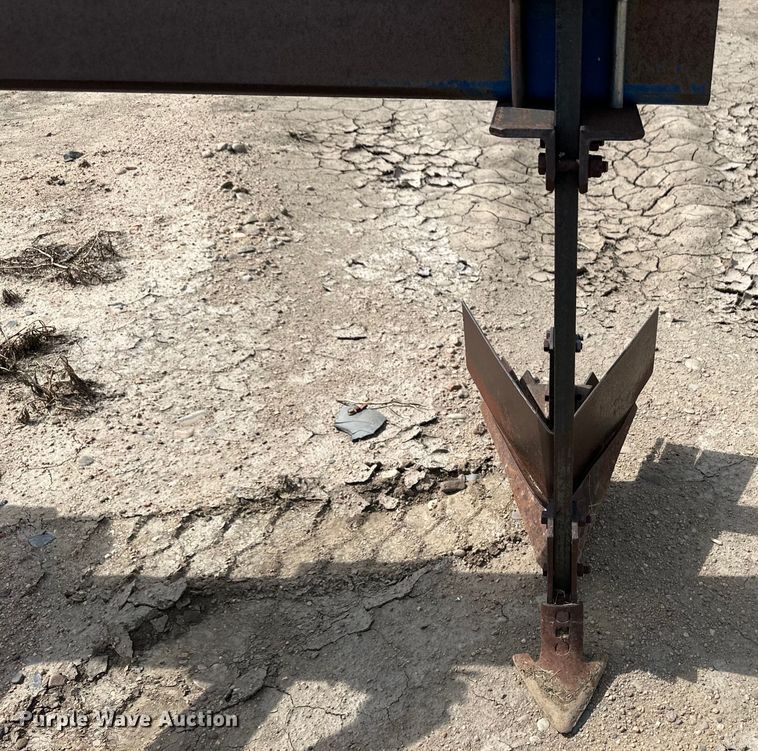 image for item OL9627 Row crop cultivator