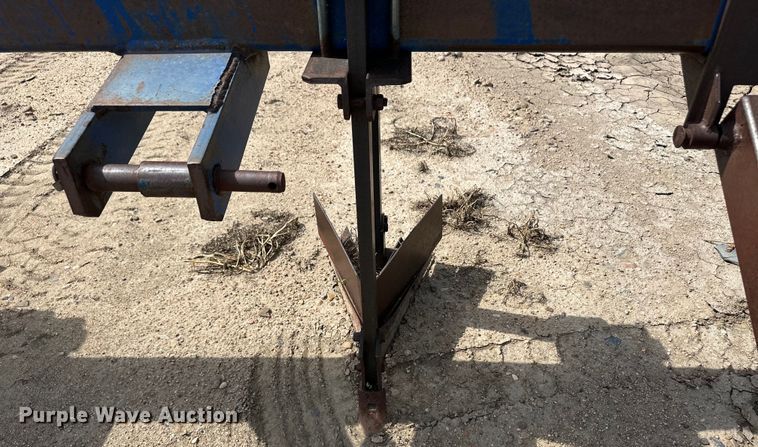 image for item OL9627 Row crop cultivator